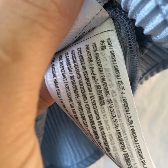 Abercrombie & Fitch Retro Vibe Top Ribbed Pastel Metallic Sheen V Neck Peplum S - Picture 5 of 6